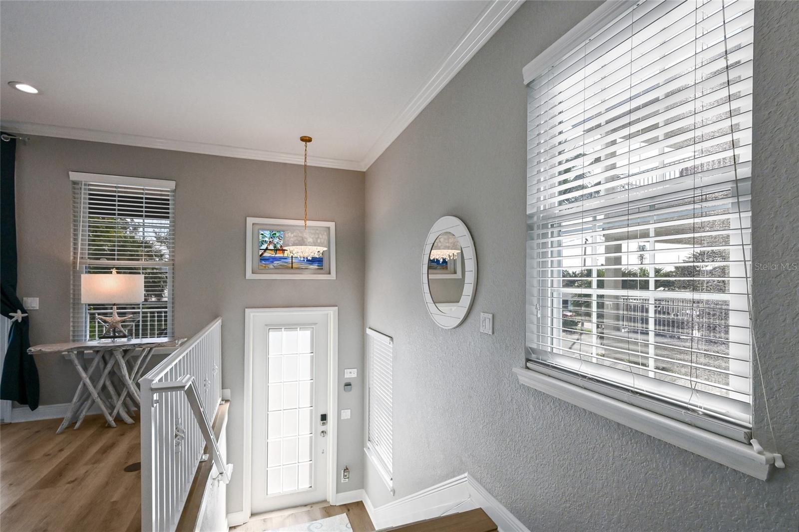 159 CRESCENT DR — photo 10