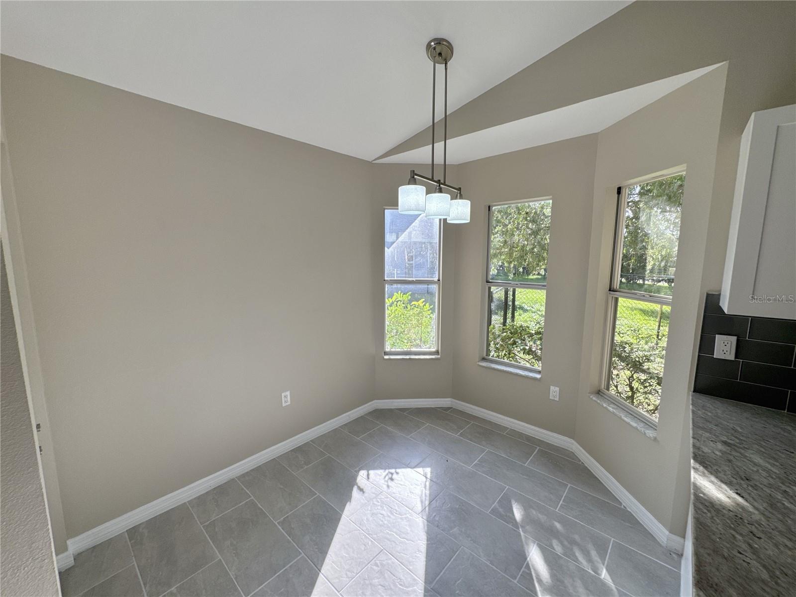 3174 57TH AVENUE CIR E — photo 8