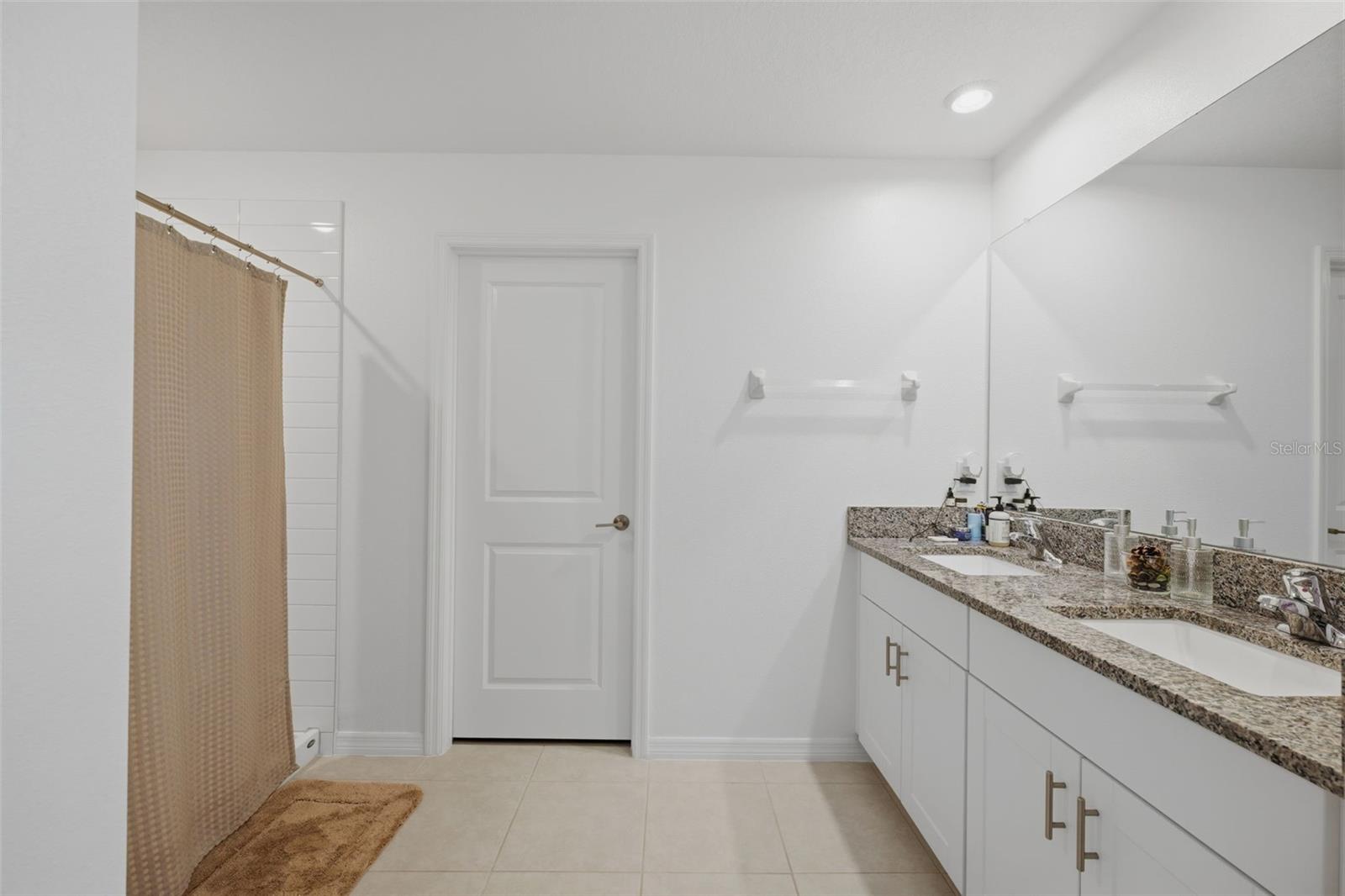 6453 BACK FORTY LOOP — photo 27