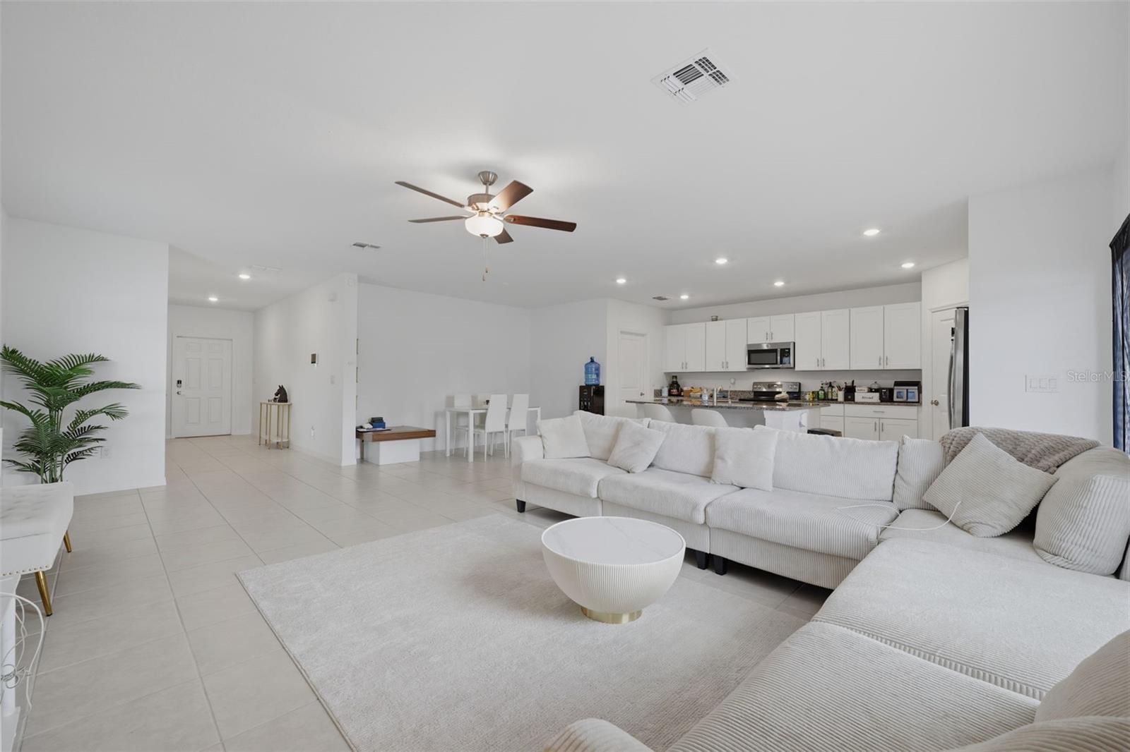 6453 BACK FORTY LOOP — photo 17