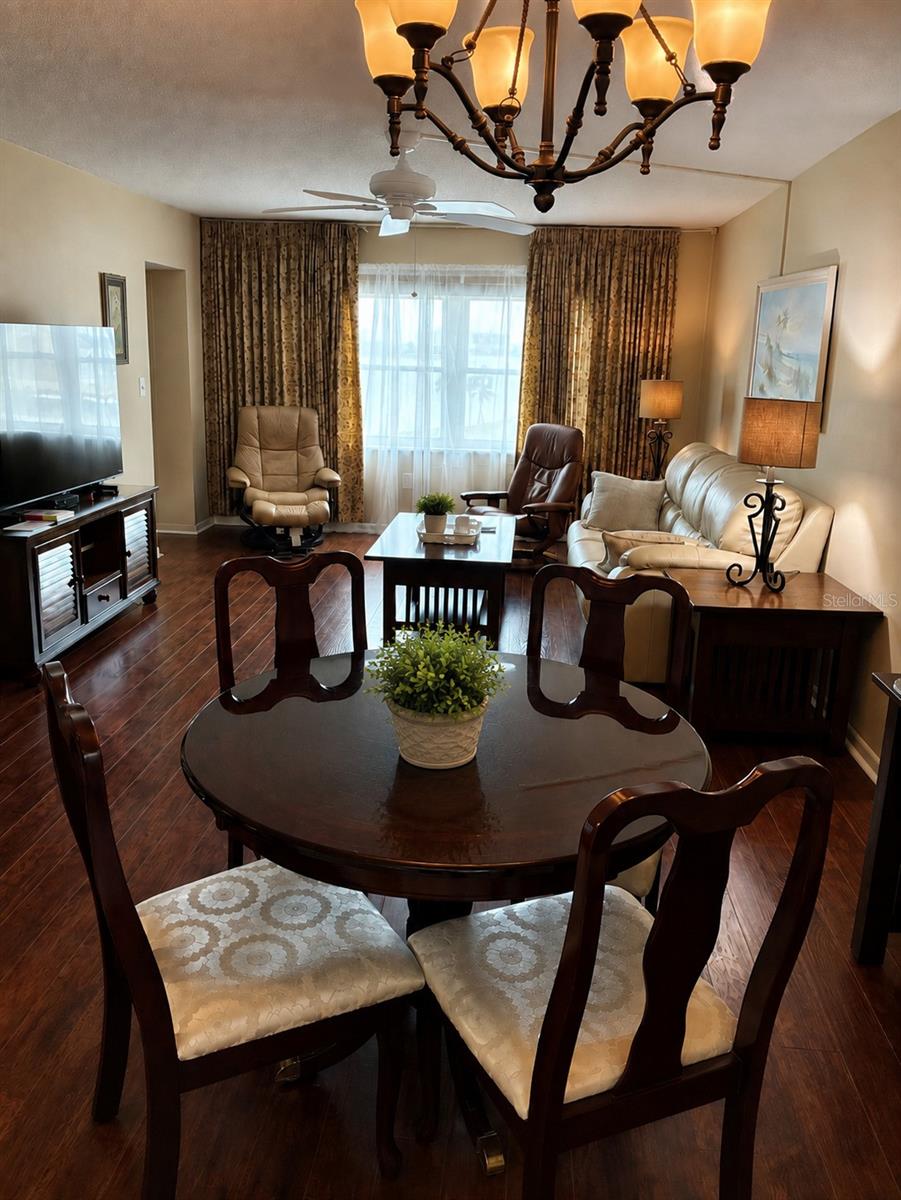 4575 COVE CIR #506 — photo 2
