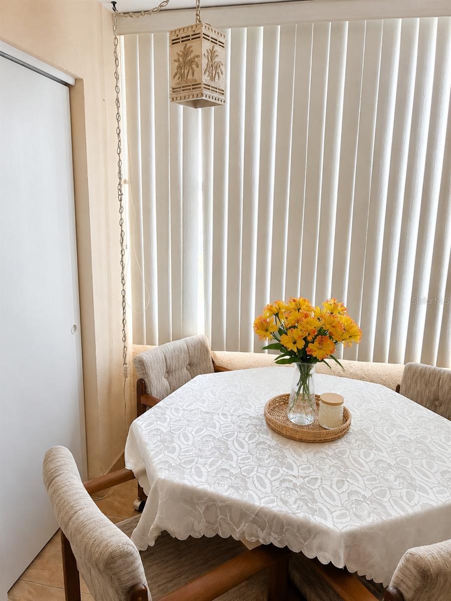 4575 COVE CIR #506 — photo 9