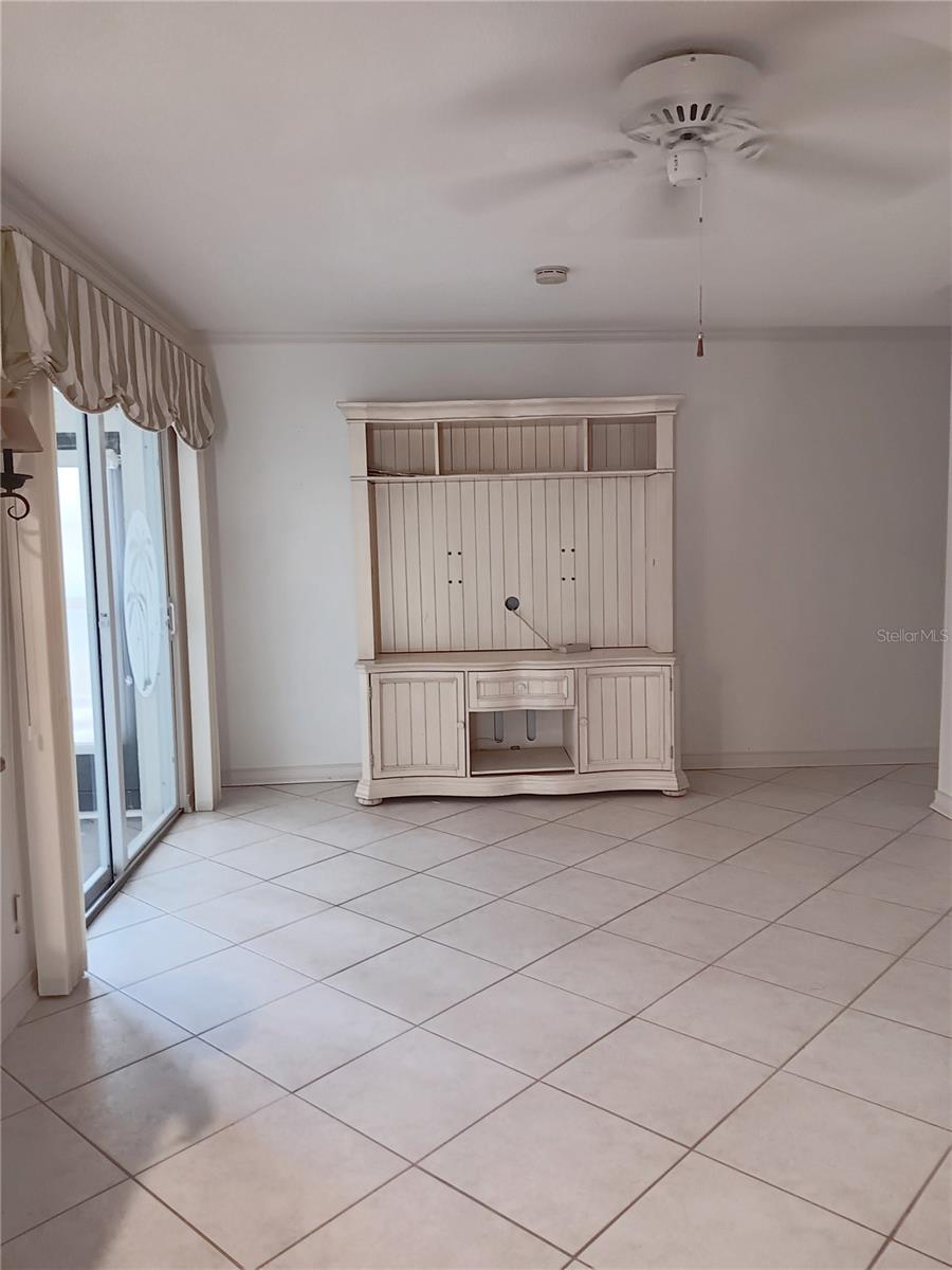 980 N GONDOLA DR — photo 10