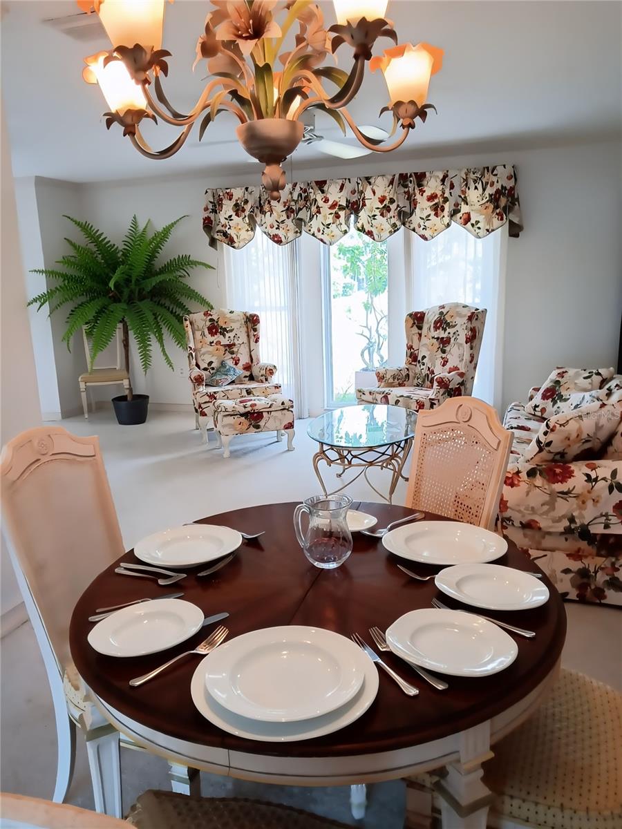 980 N GONDOLA DR — photo 3
