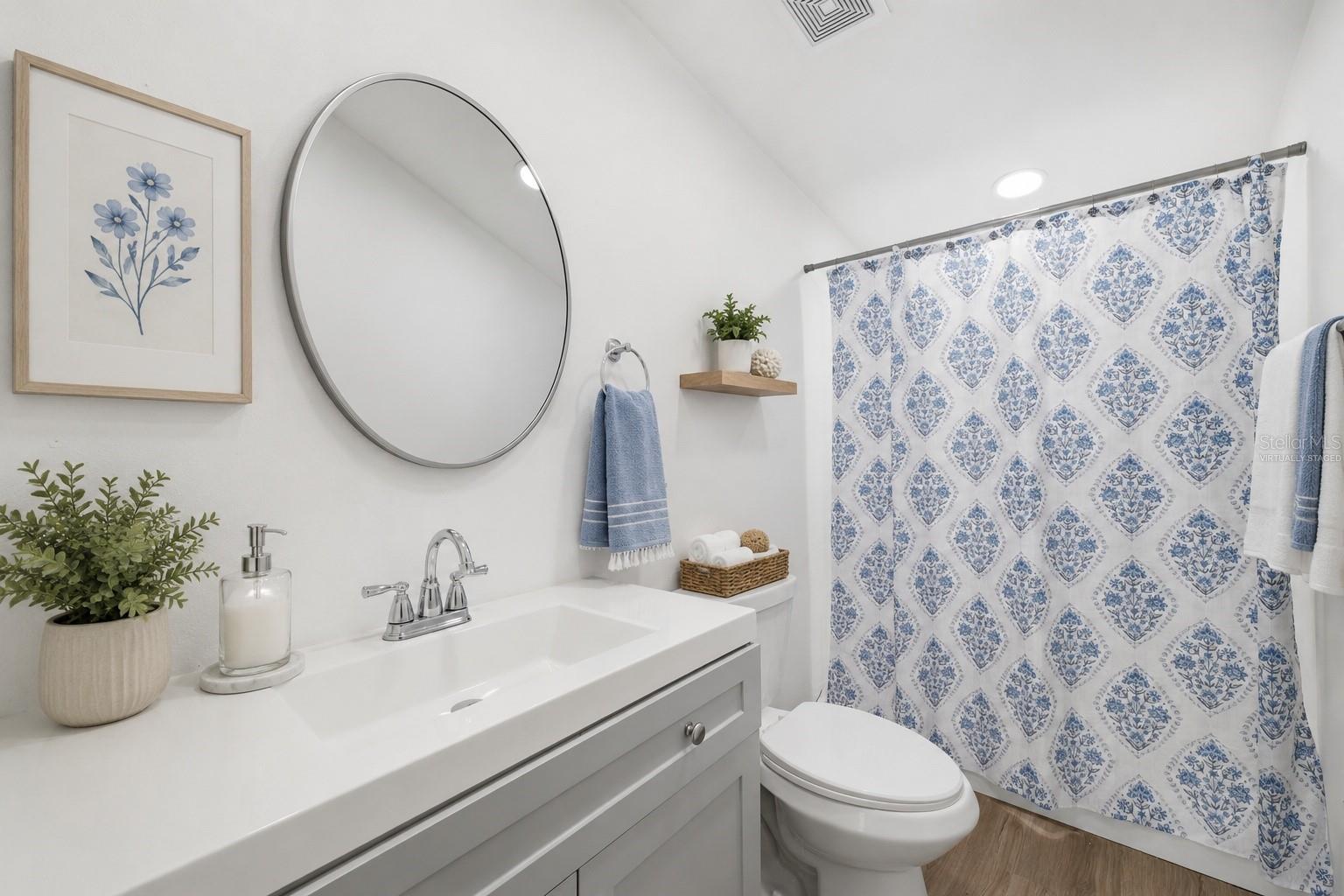 7904 CADILLAC AVE — photo 18