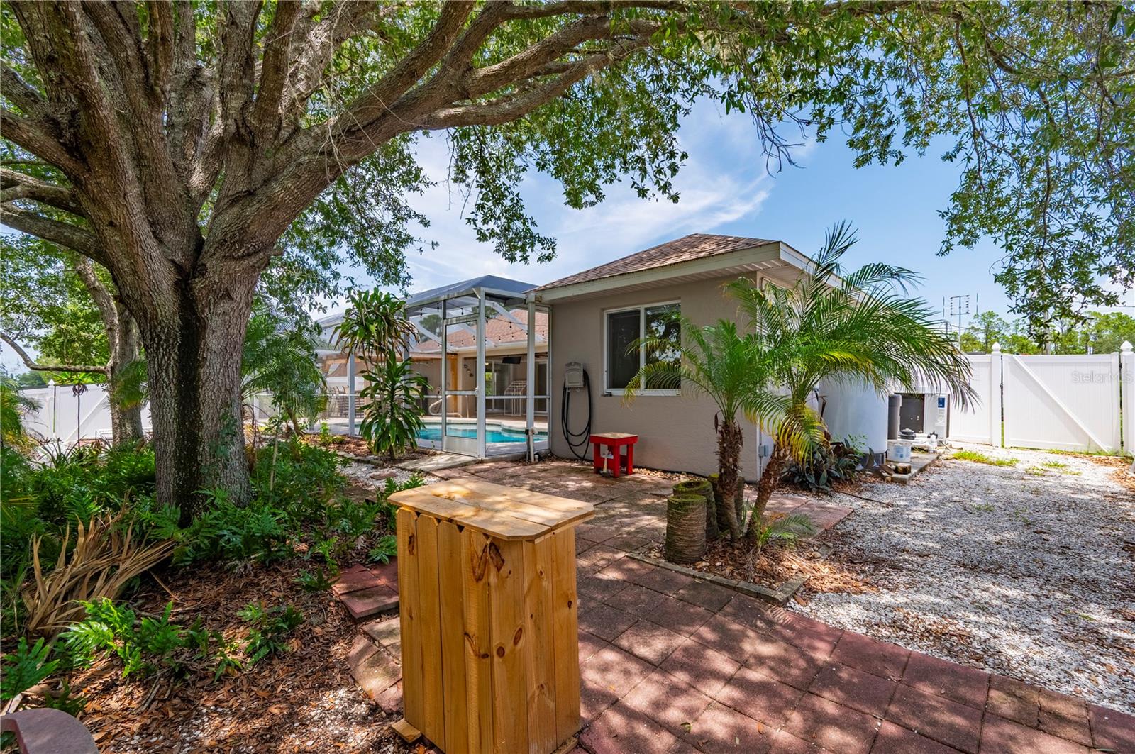 5615 MOJAVE AVE — photo 43