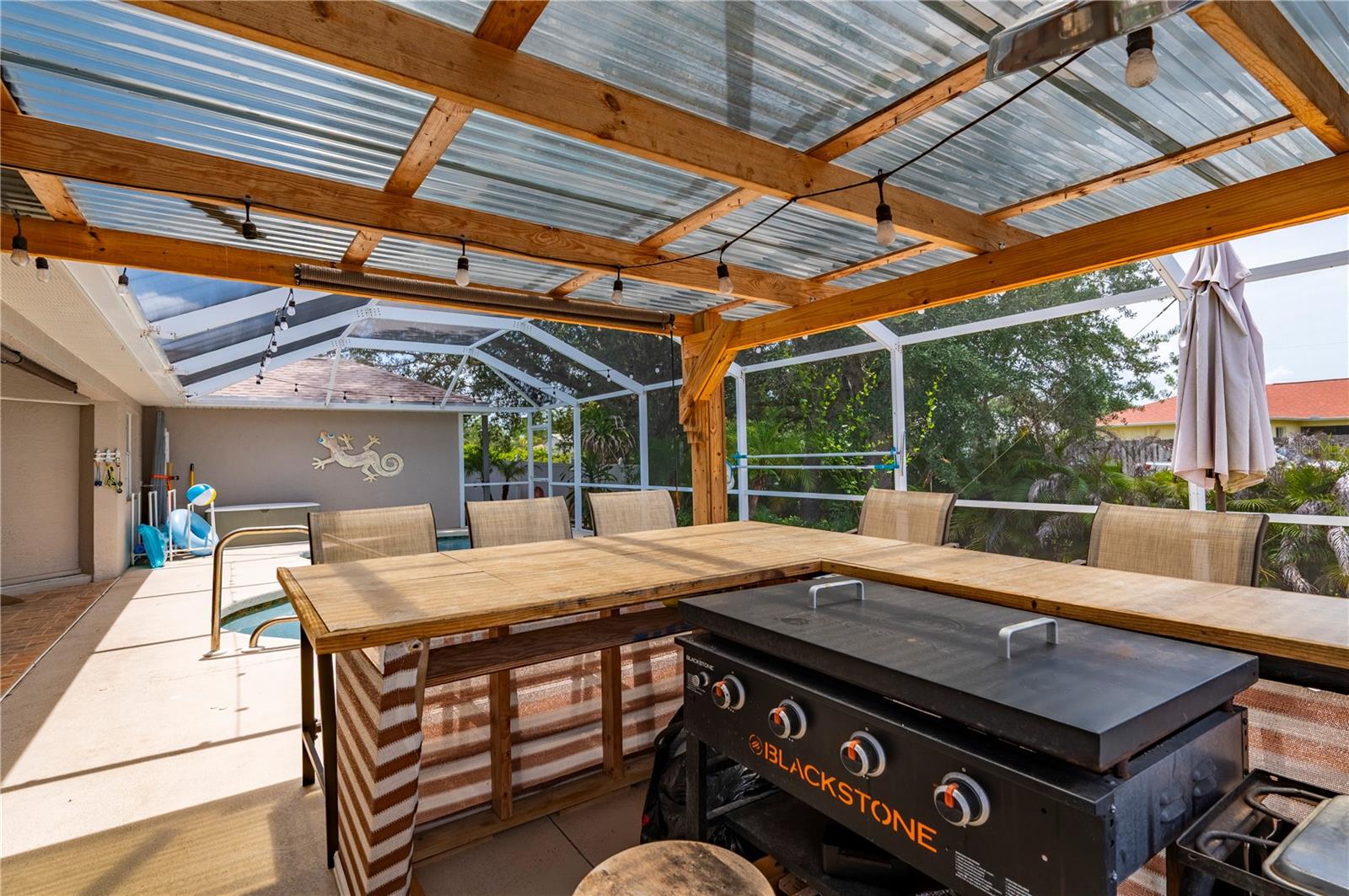 5615 MOJAVE AVE — photo 10