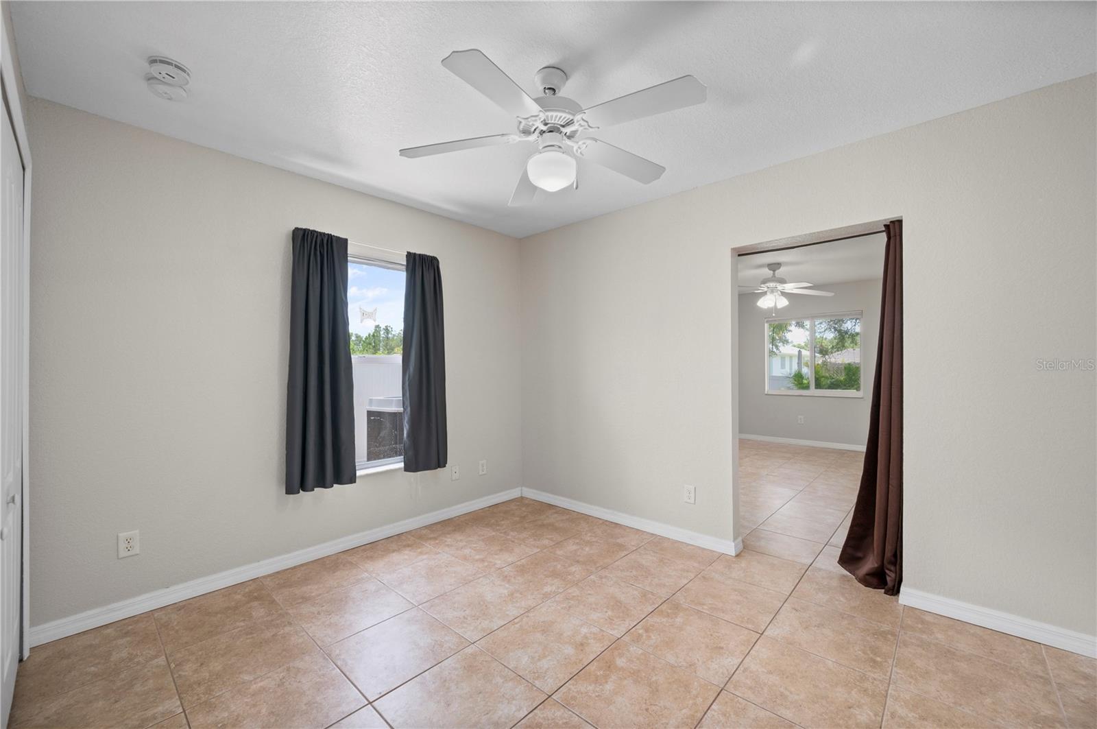 5615 MOJAVE AVE — photo 31