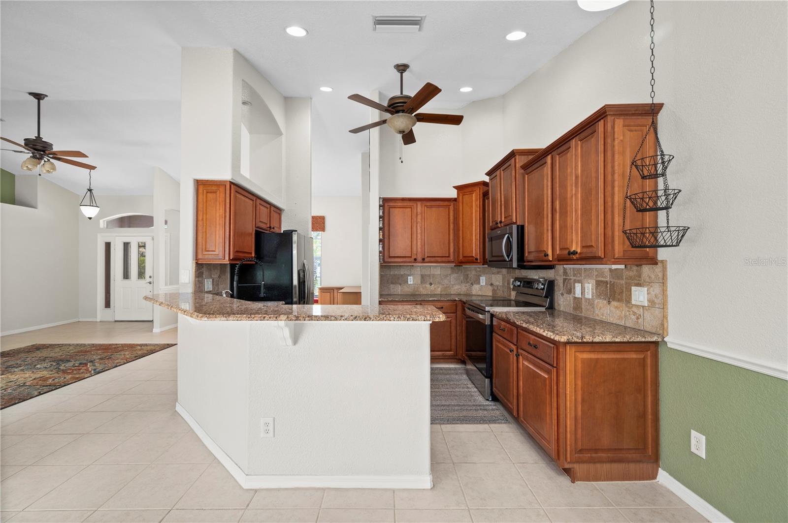 5615 MOJAVE AVE — photo 7