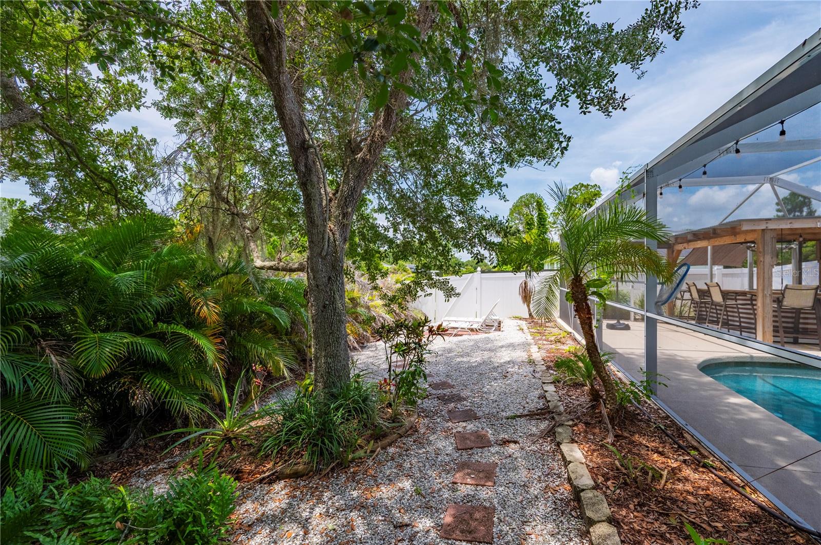 5615 MOJAVE AVE — photo 45