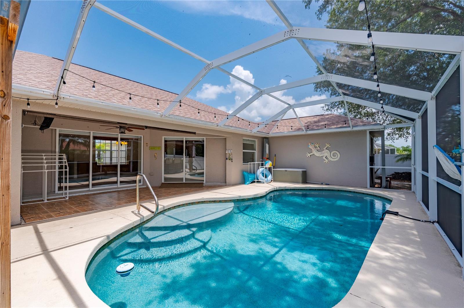 5615 MOJAVE AVE — photo 38