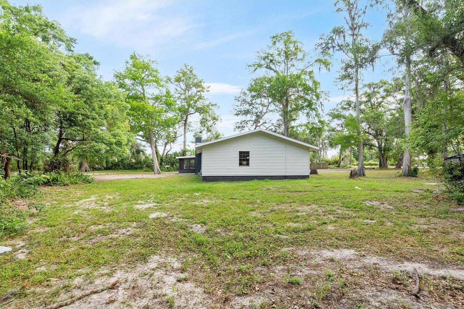 6005 IKE SMITH RD — photo 26
