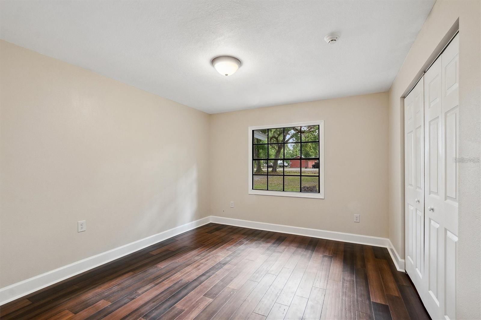 6005 IKE SMITH RD — photo 16