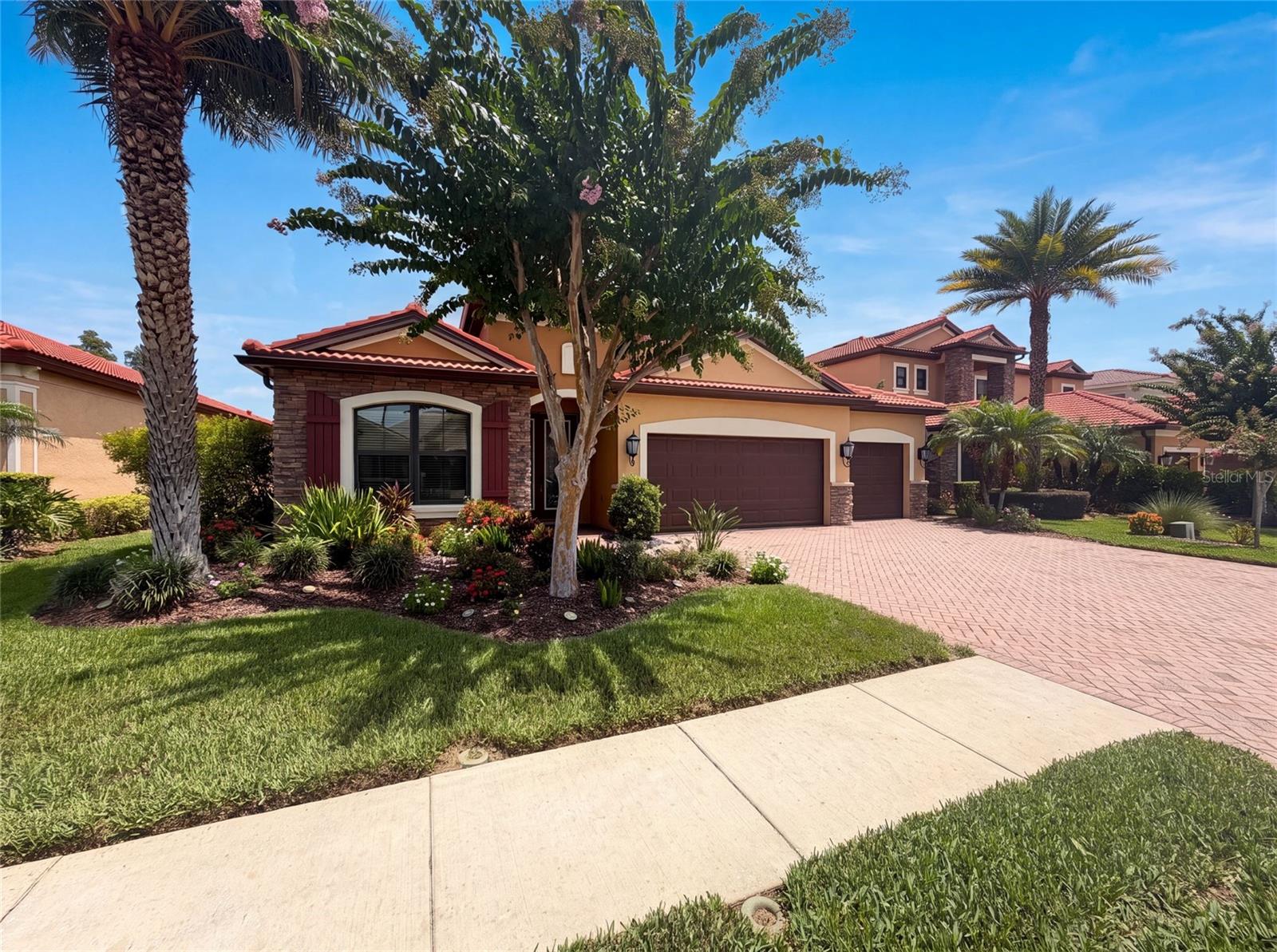 2575 GRAND LAKESIDE DR — photo 41