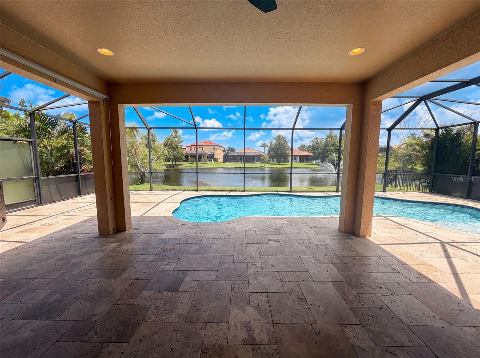 2575 GRAND LAKESIDE DR — photo 39