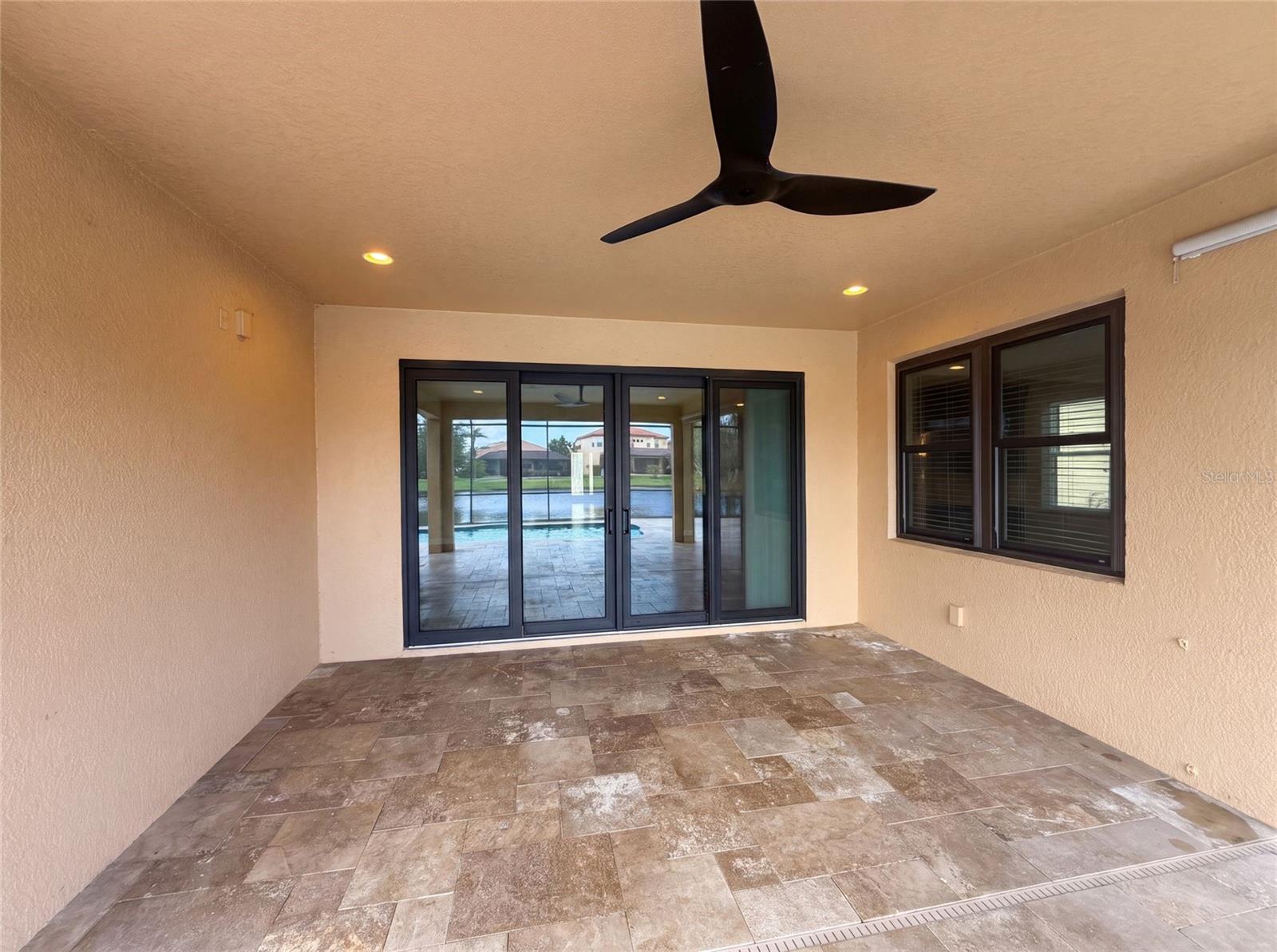 2575 GRAND LAKESIDE DR — photo 36