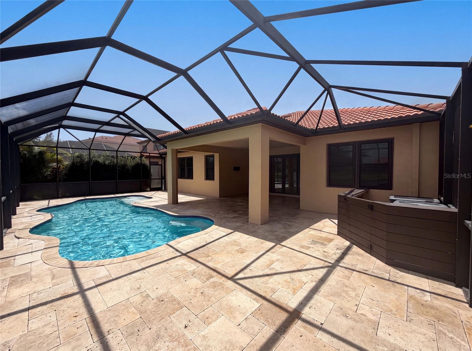2575 GRAND LAKESIDE DR — photo 38