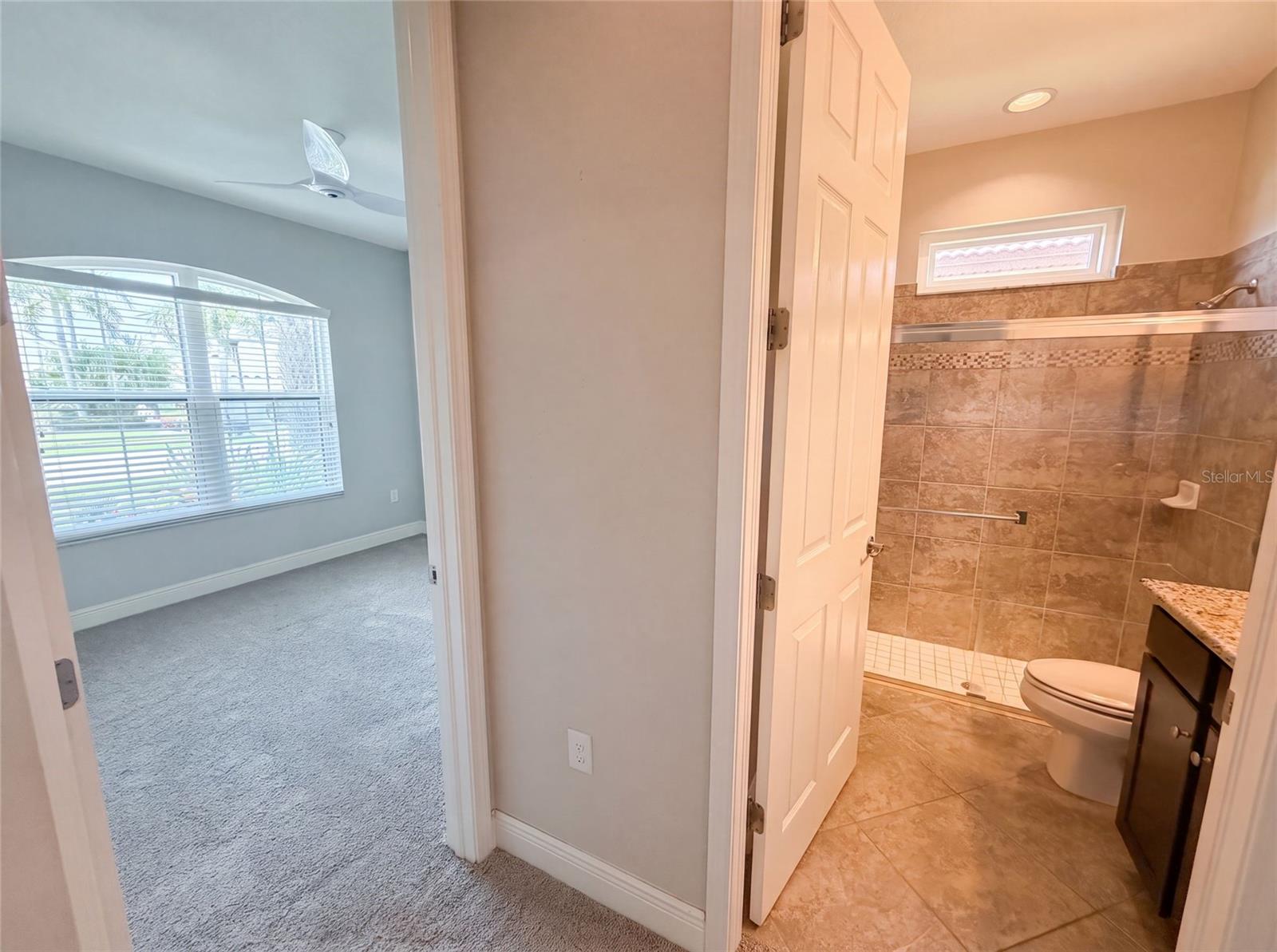 2575 GRAND LAKESIDE DR — photo 32