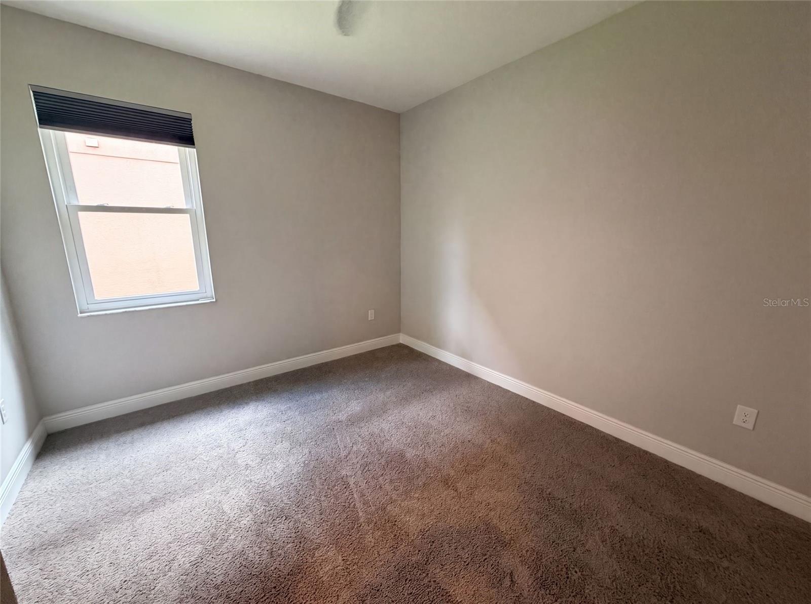 2575 GRAND LAKESIDE DR — photo 19