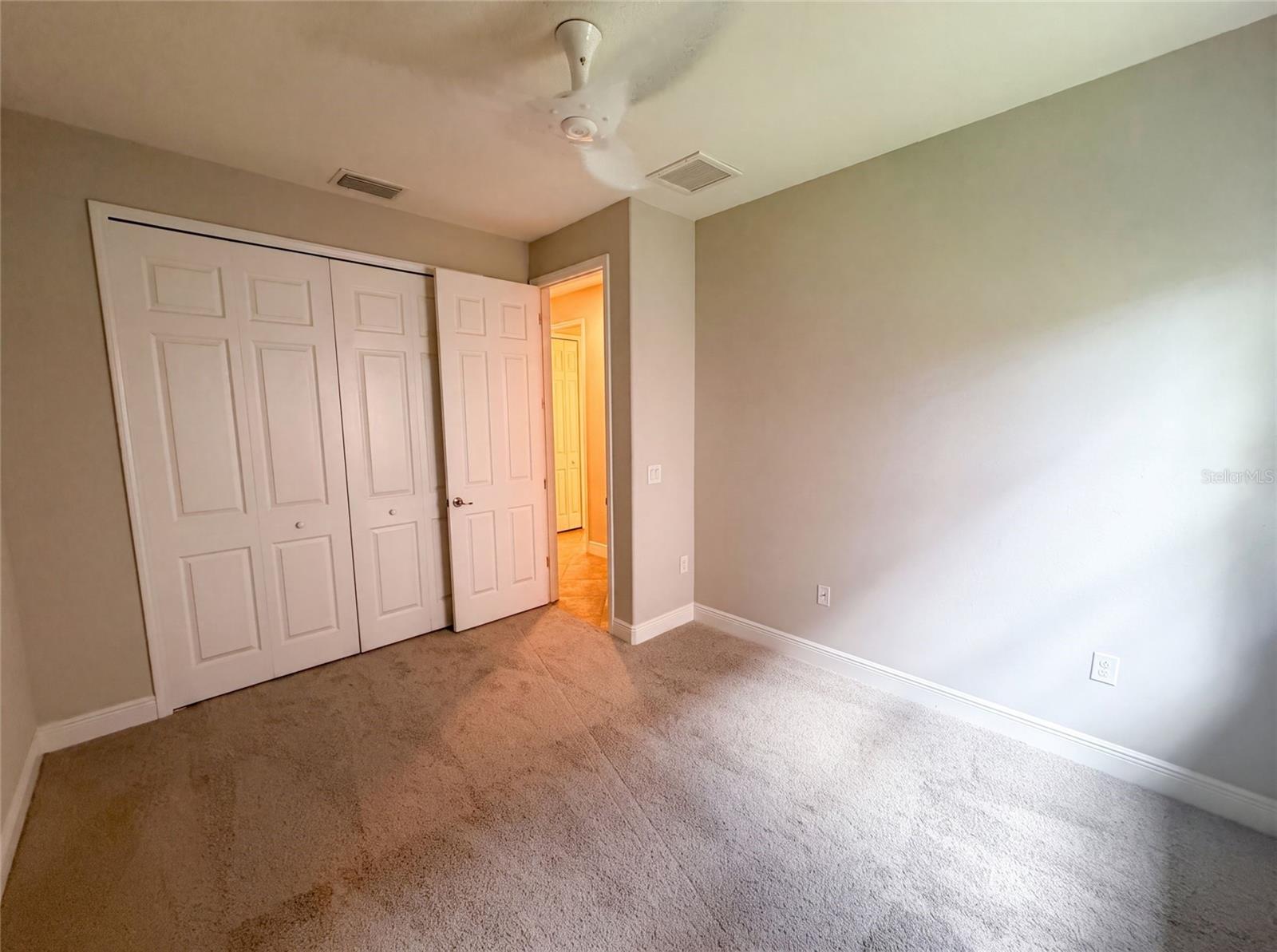 2575 GRAND LAKESIDE DR — photo 18