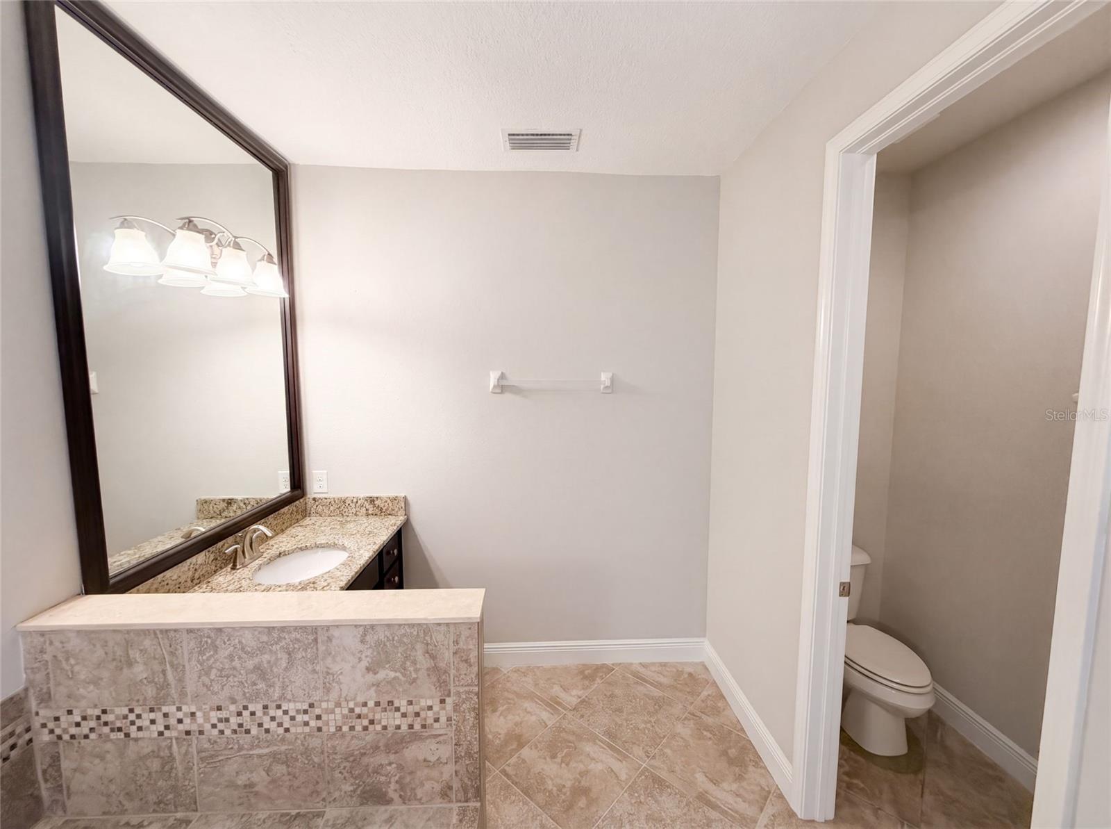 2575 GRAND LAKESIDE DR — photo 28