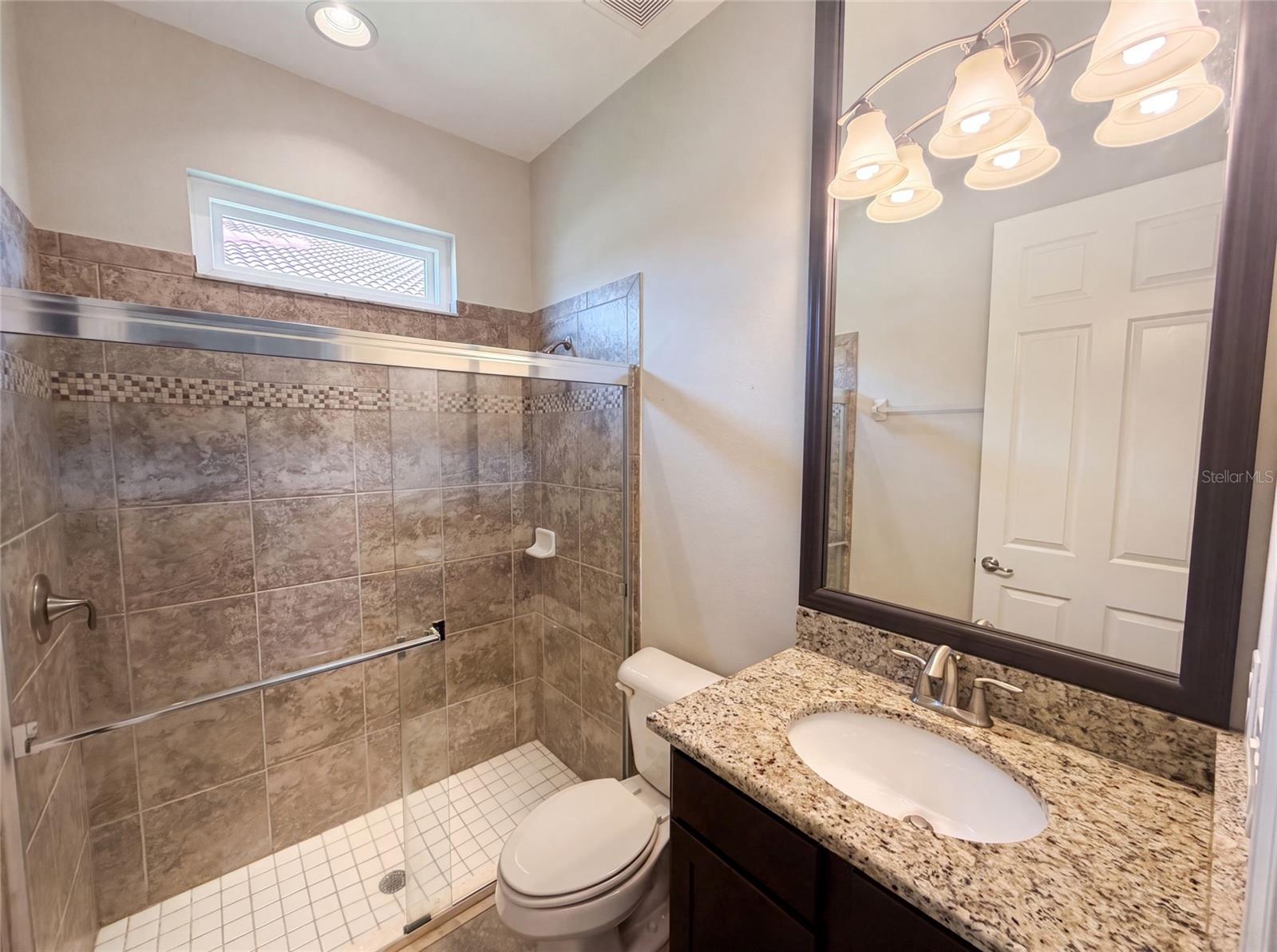 2575 GRAND LAKESIDE DR — photo 20