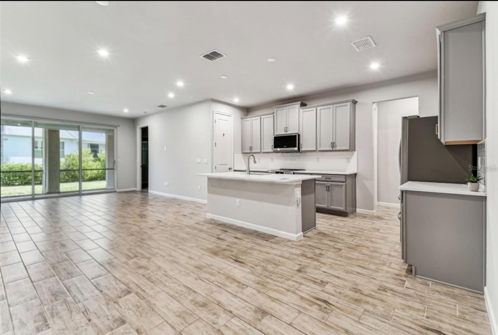 3719 LAUGHING DOVE AVE — photo 5