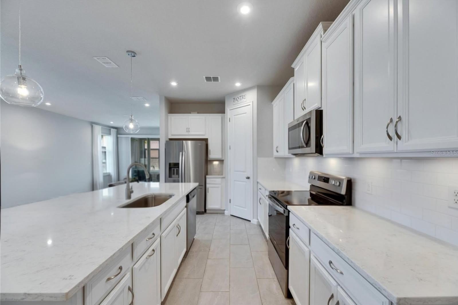 3719 LAUGHING DOVE AVE — photo 2