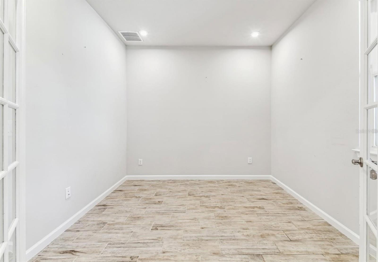3719 LAUGHING DOVE AVE — photo 6