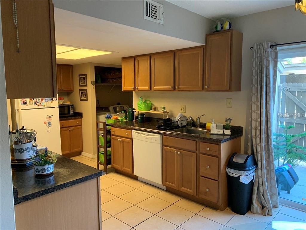 913 BUCK CT — photo 5