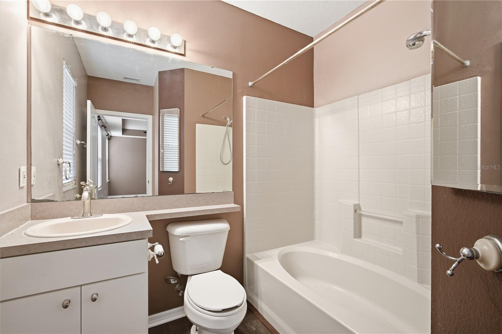 18126 BIRDWATER DR — photo 14