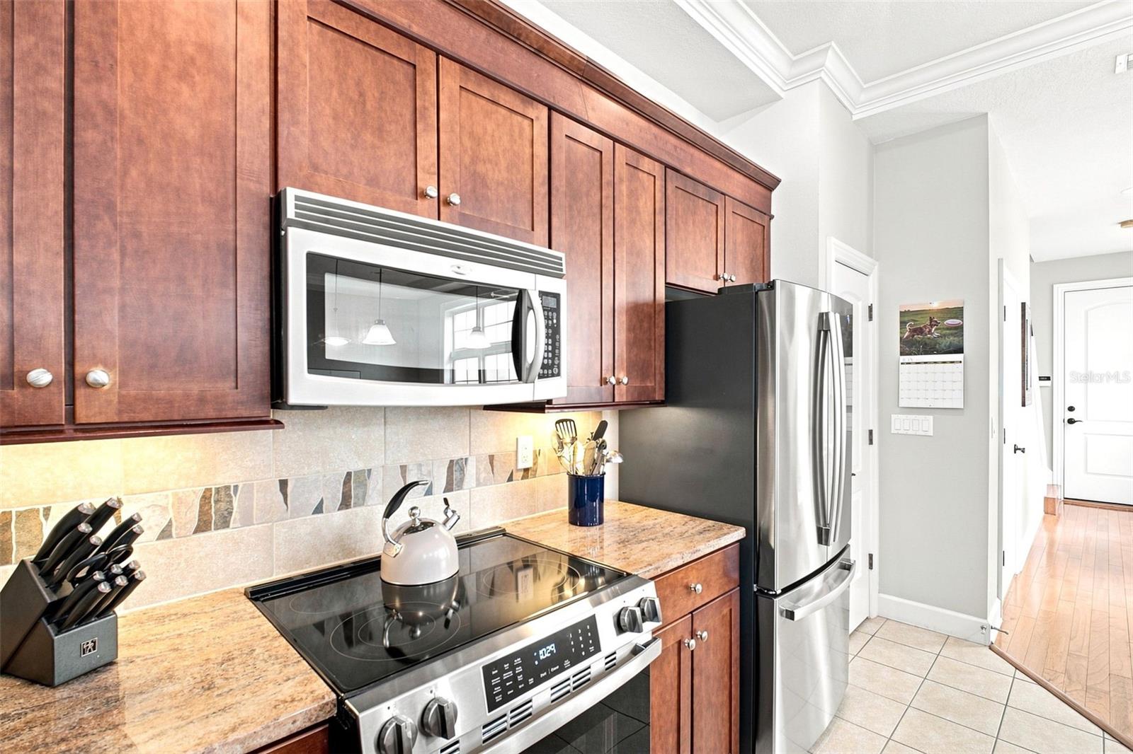 2557 W PLATT ST — photo 12