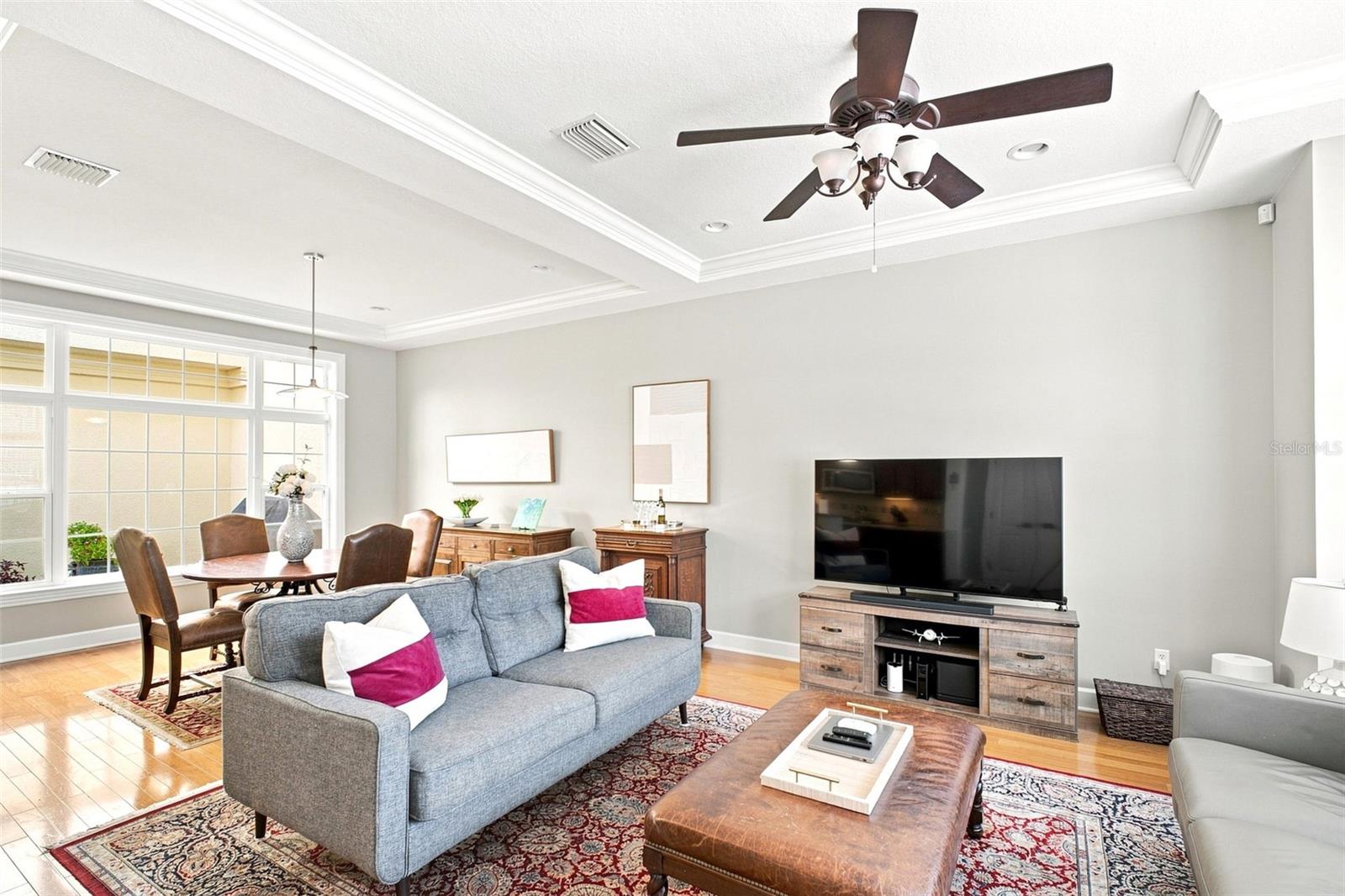 2557 W PLATT ST — photo 2