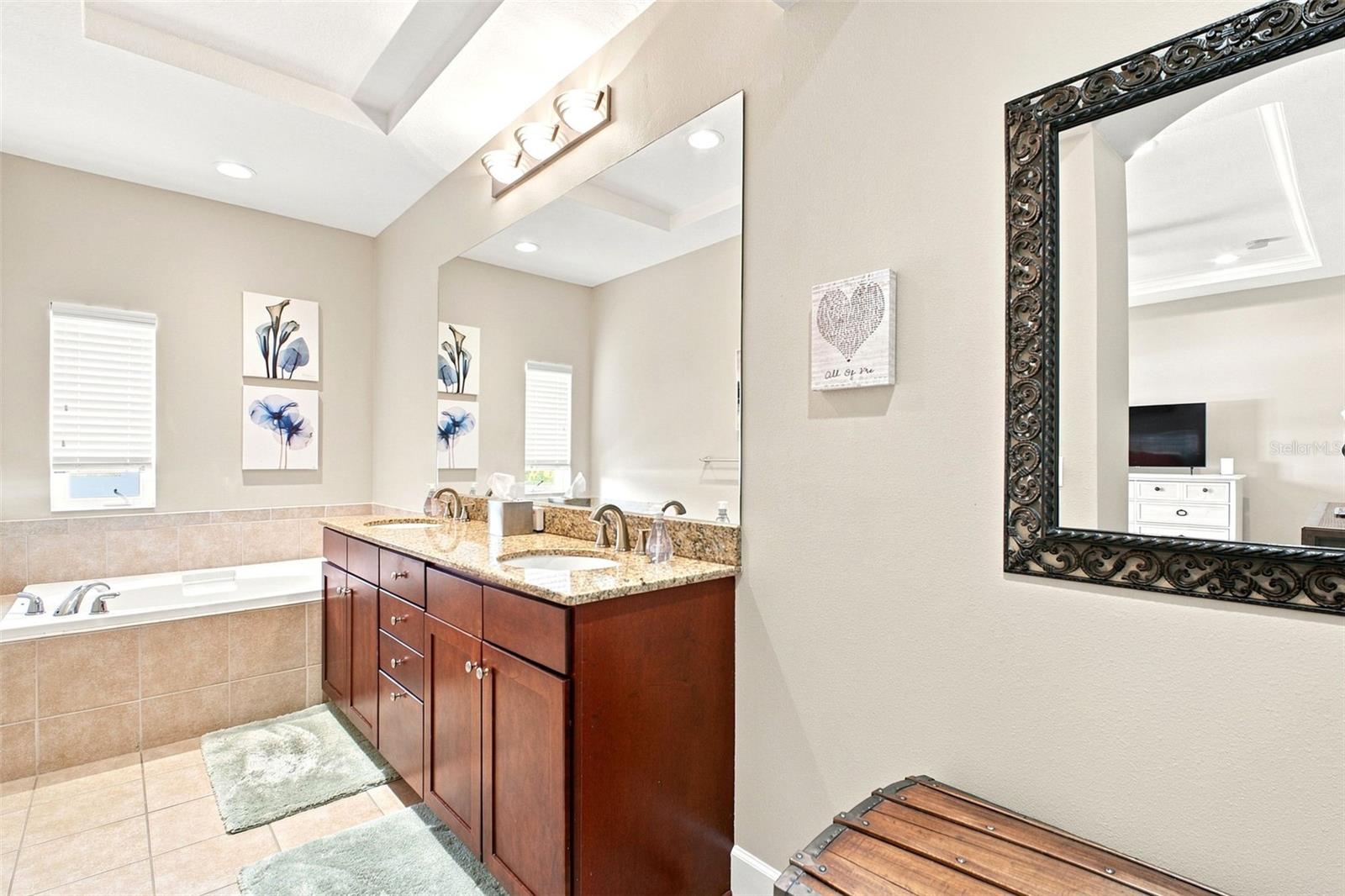 2557 W PLATT ST — photo 20