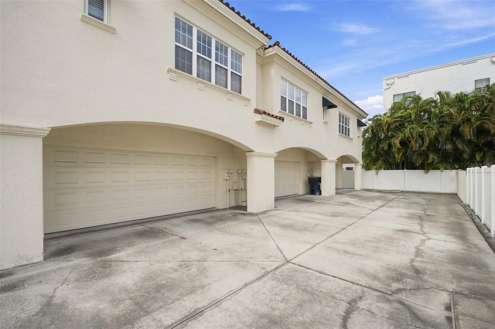 2557 W PLATT ST — photo 32