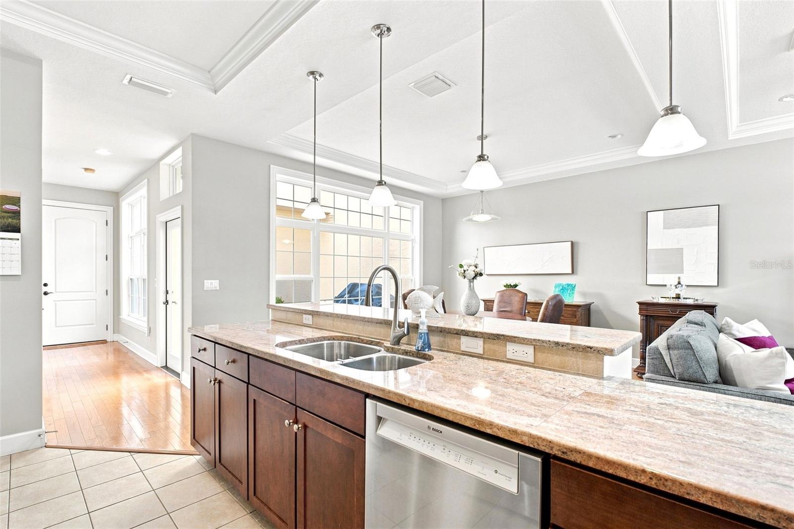 2557 W PLATT ST — photo 11