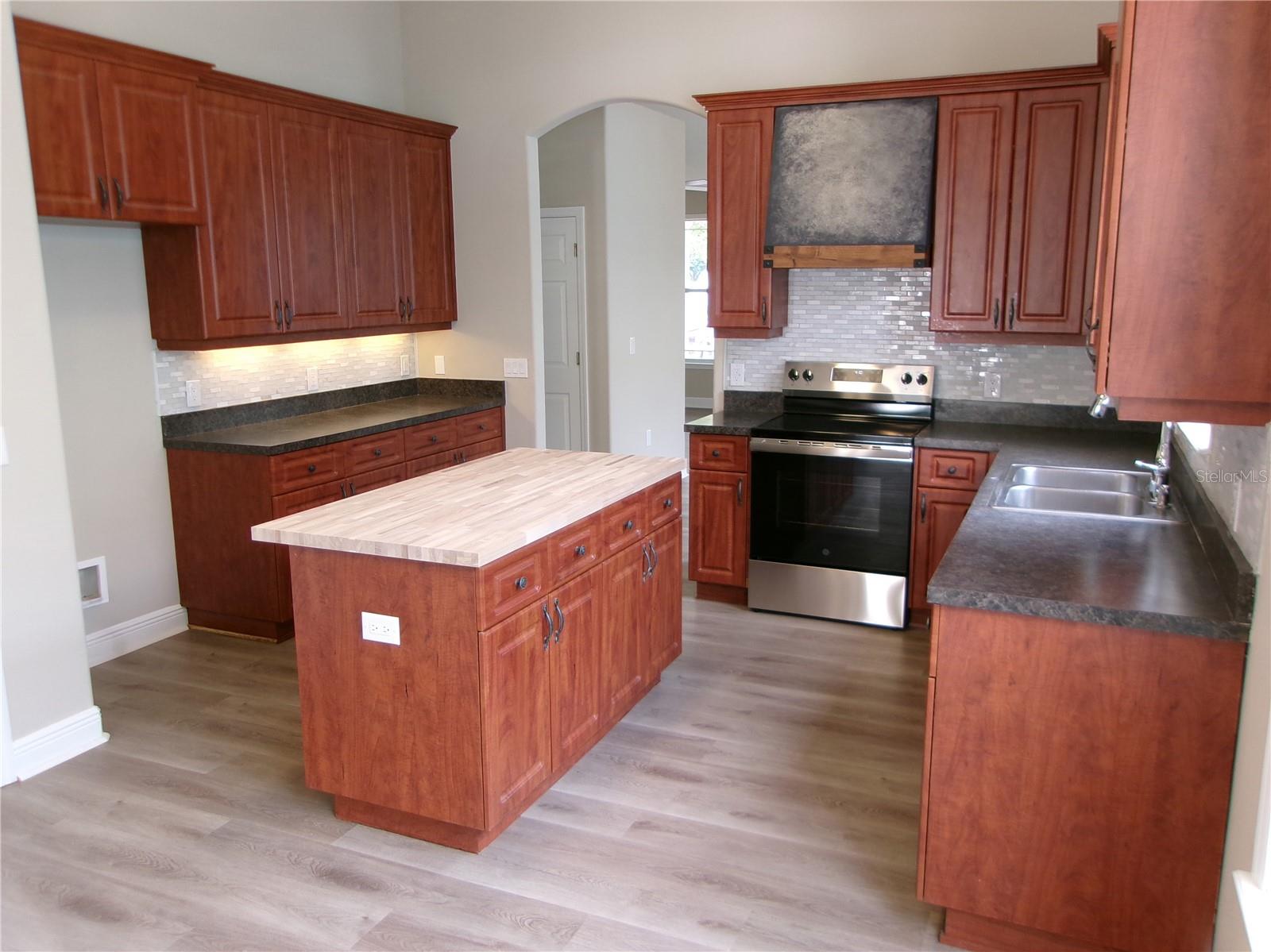 37450 PICKETTS MILL AVE — photo 5