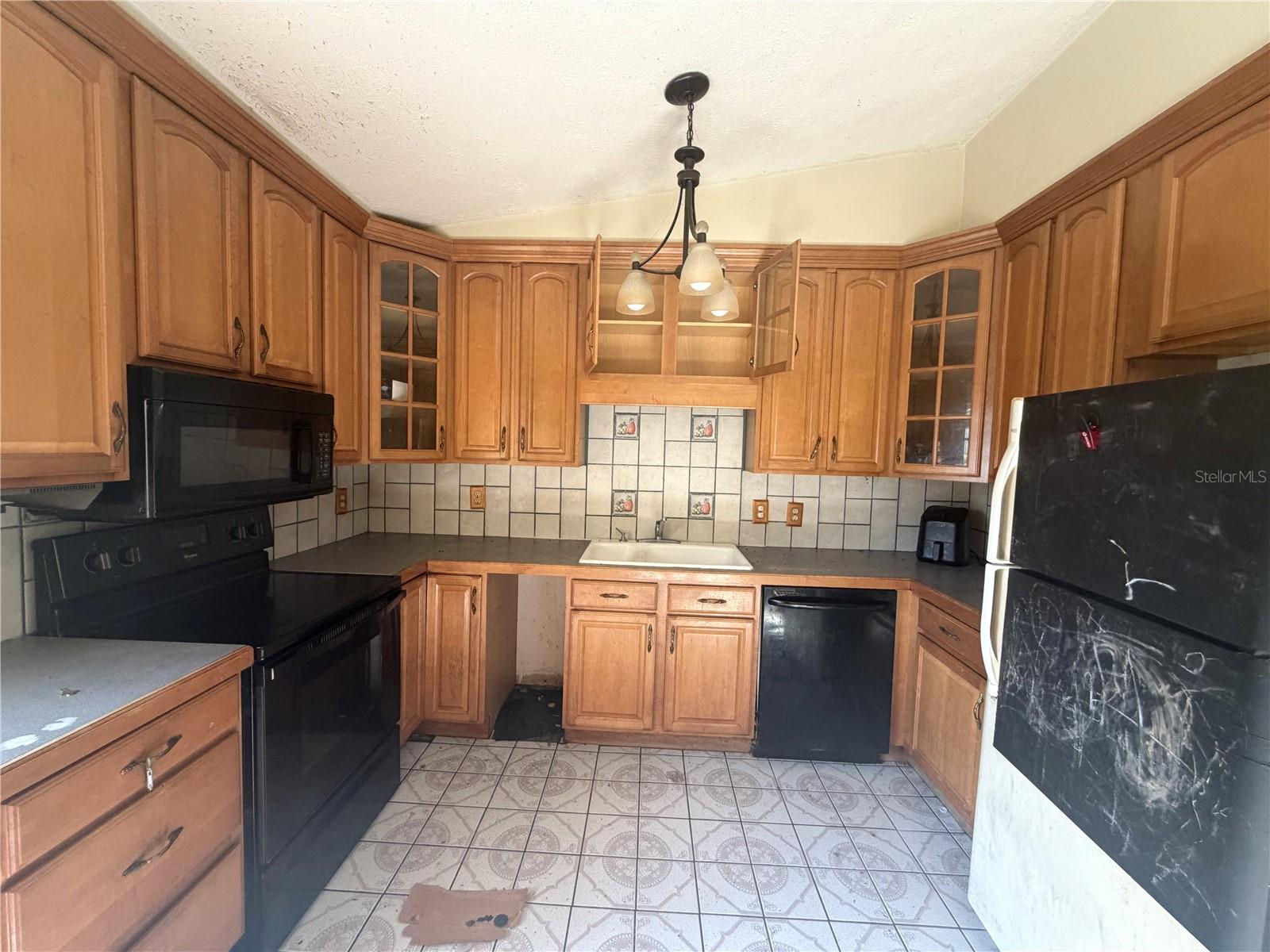 14705 PENGUIN PL — photo 2