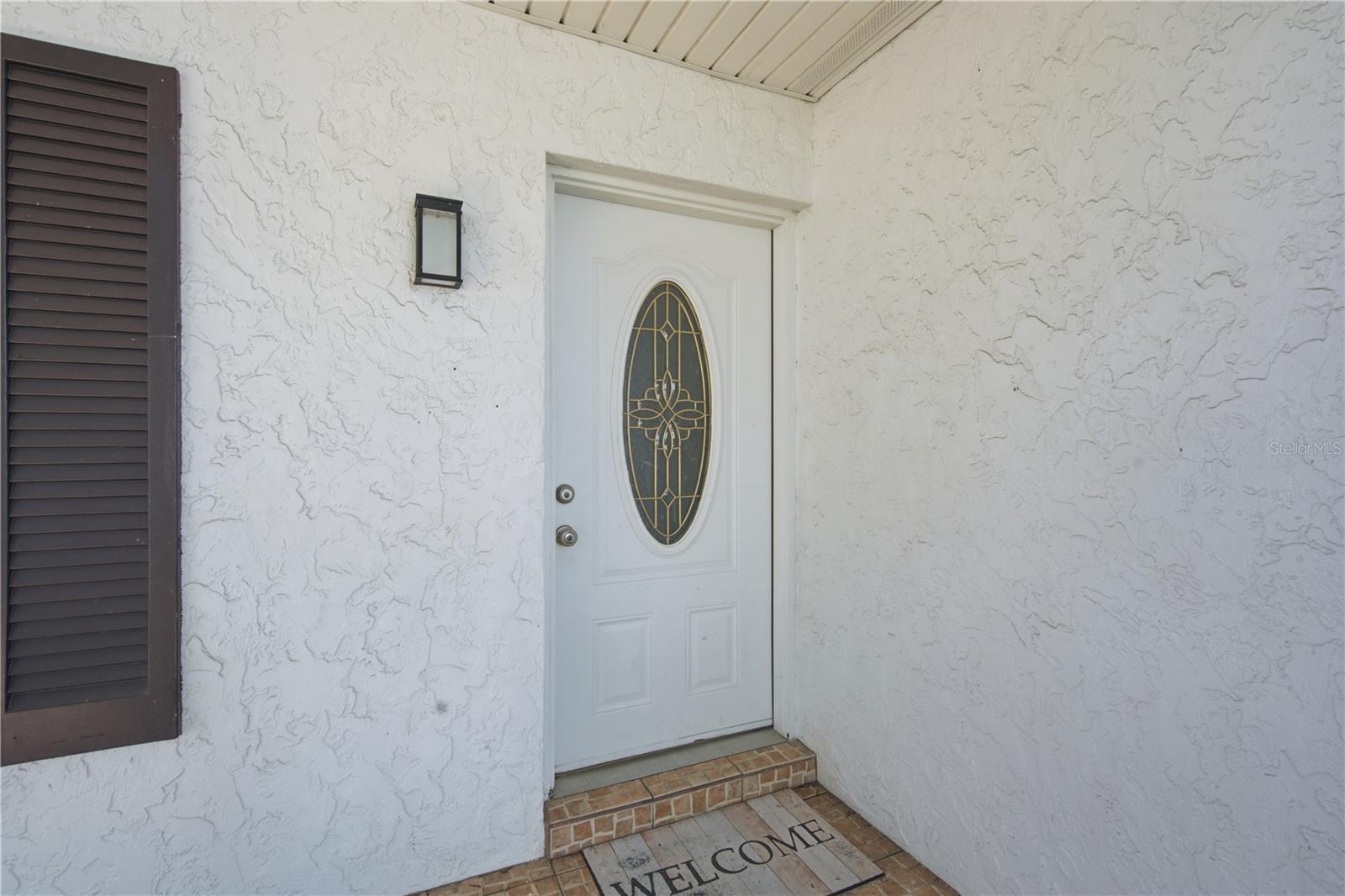 604 ROYAL CREST DR — photo 6