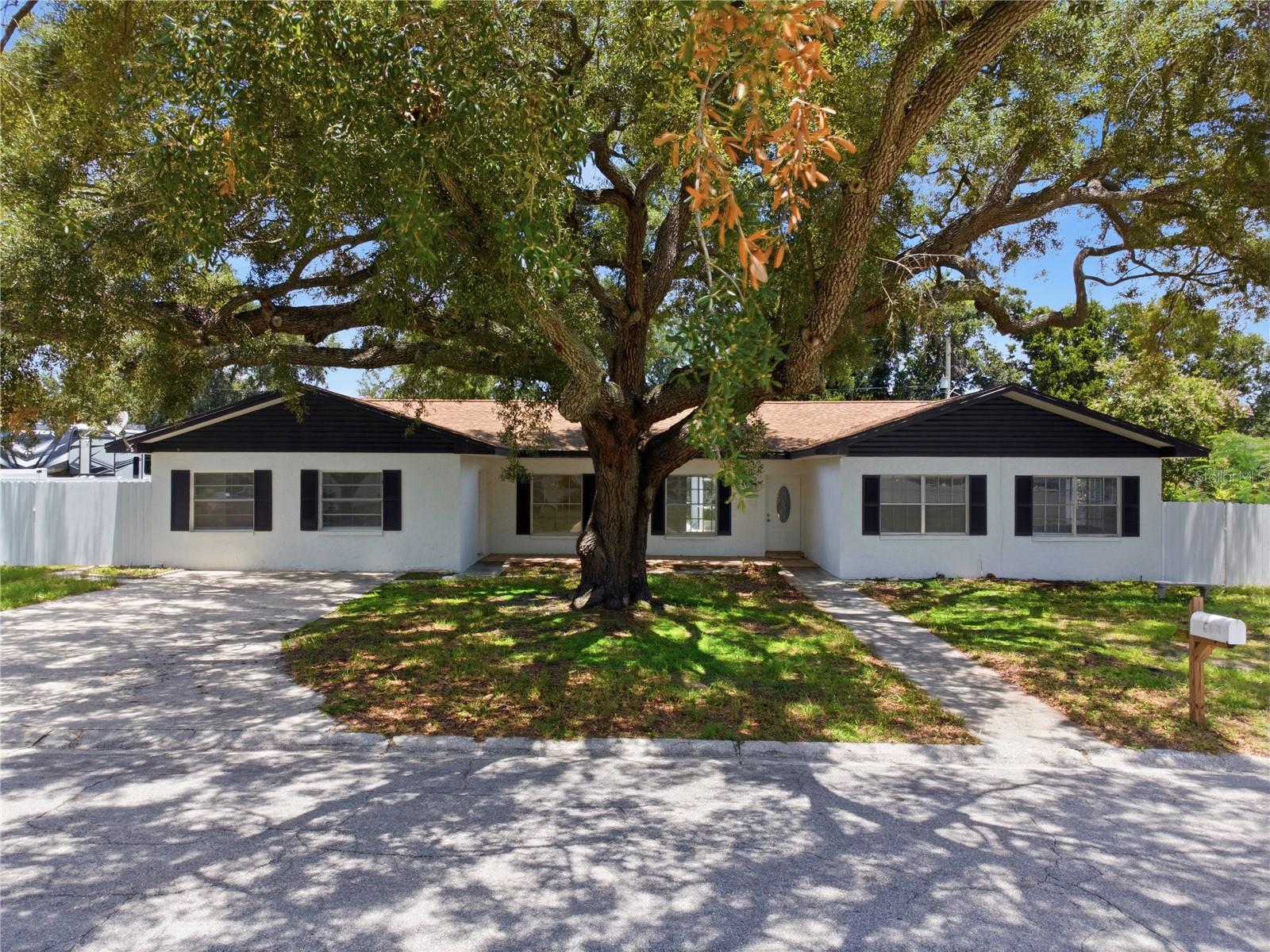 604 ROYAL CREST DR — photo 49