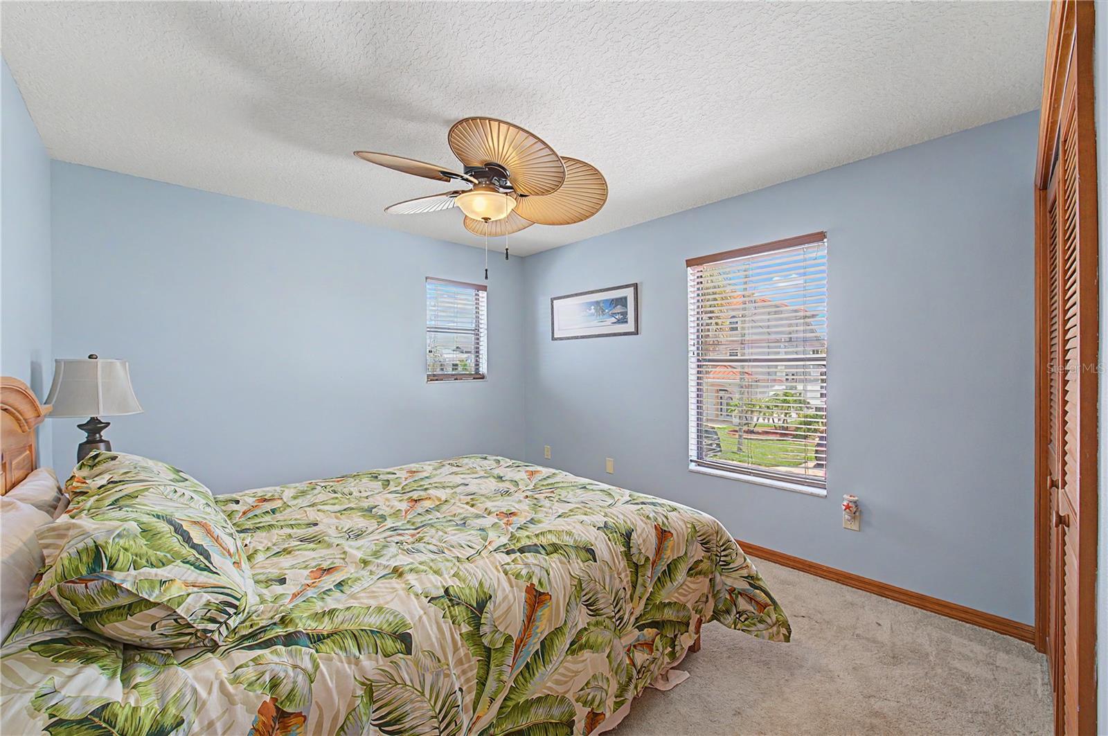13337 SUSAN DR — photo 25