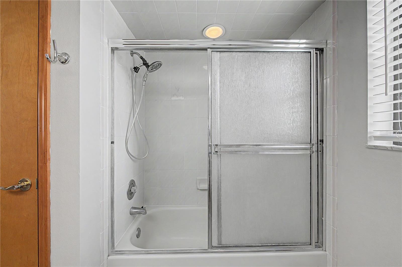 13337 SUSAN DR — photo 23