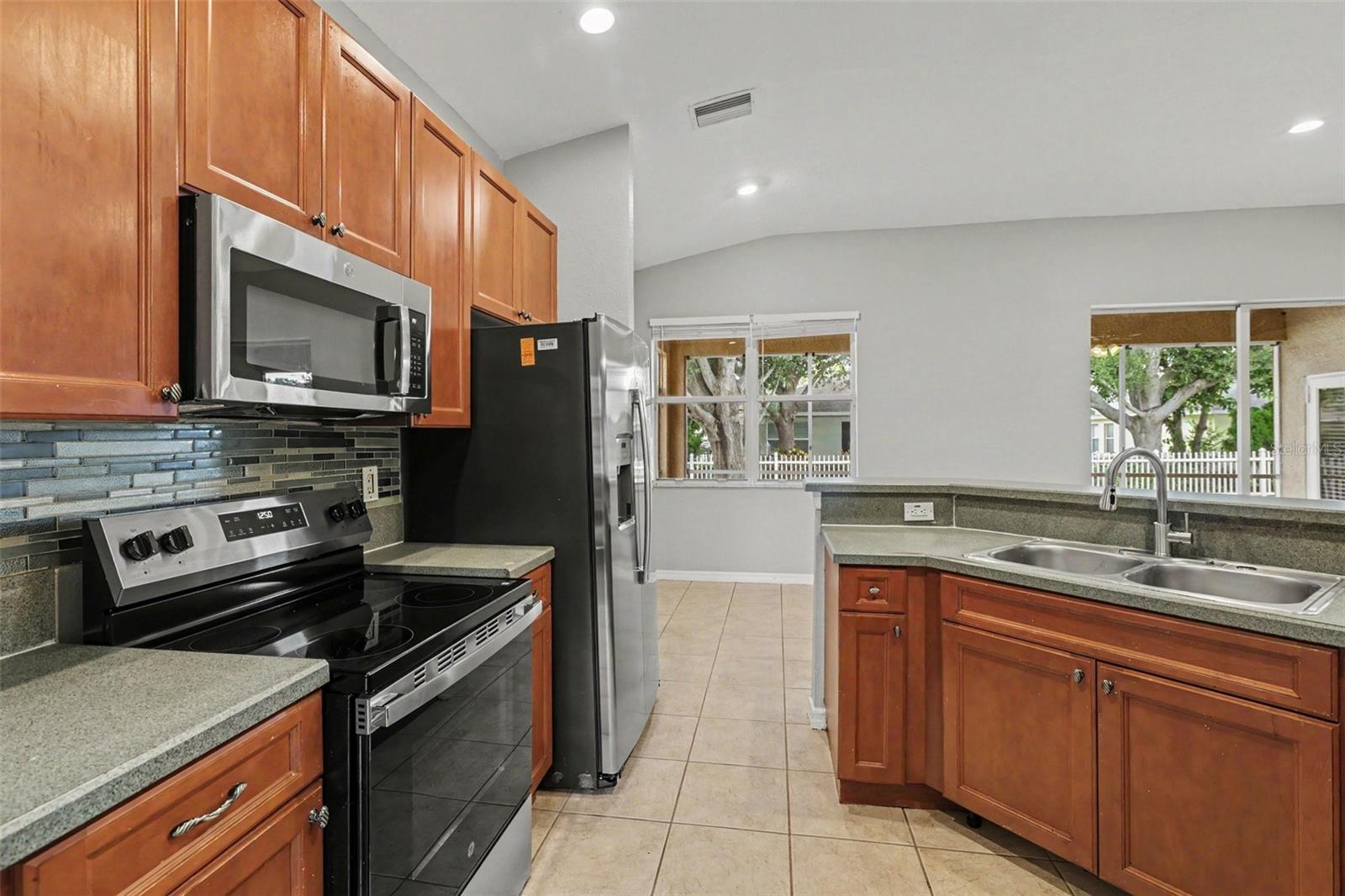 11432 LAUREL BROOK CT — photo 9