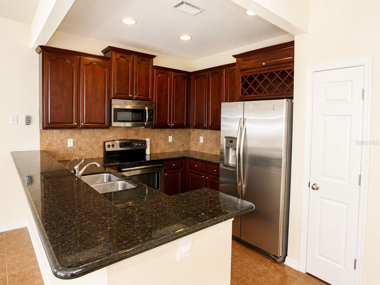 1515 BOWMORE DR — photo 4