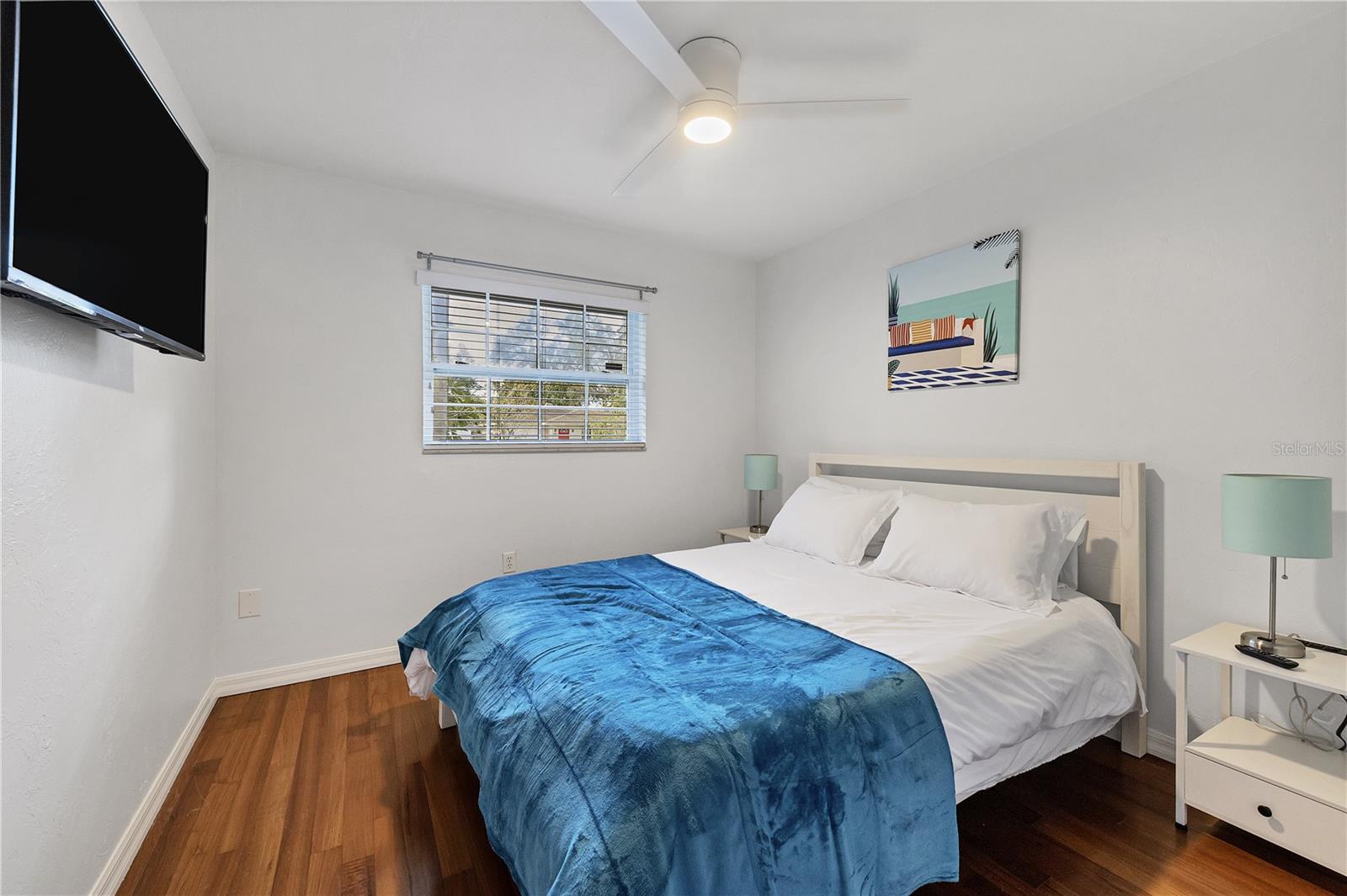 2469 WALDEMERE ST — photo 20