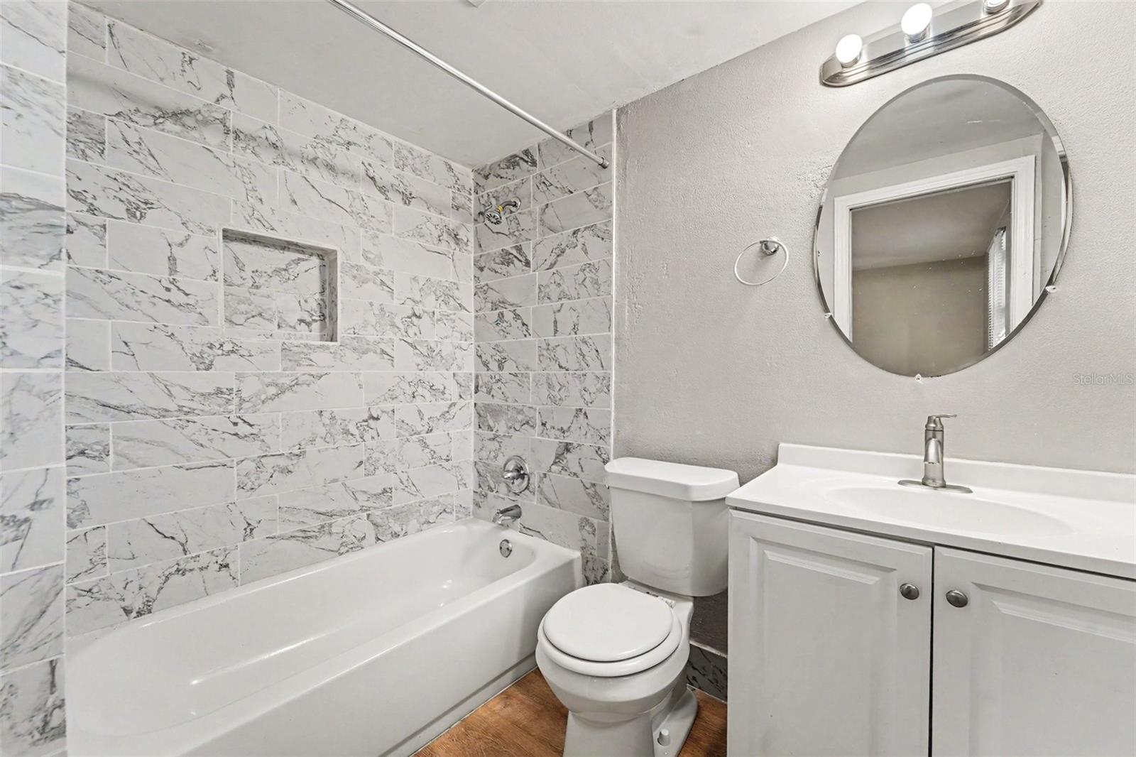 7207 SANDALWOOD DR — photo 14