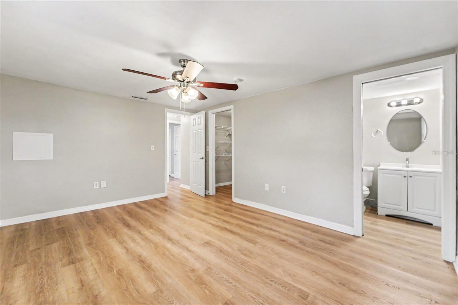 7207 SANDALWOOD DR — photo 9