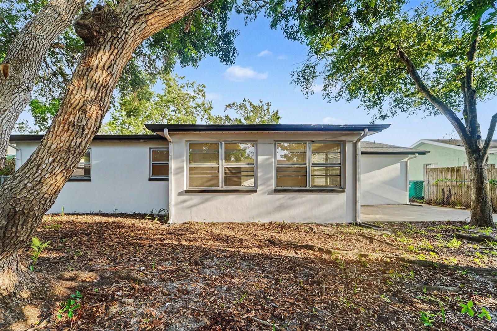 7207 SANDALWOOD DR — photo 16