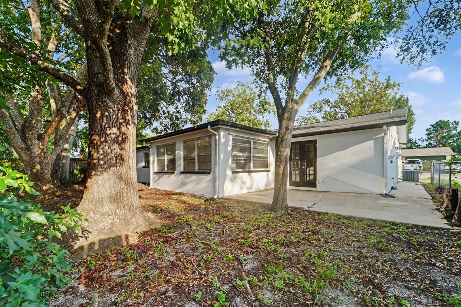 7207 SANDALWOOD DR — photo 17