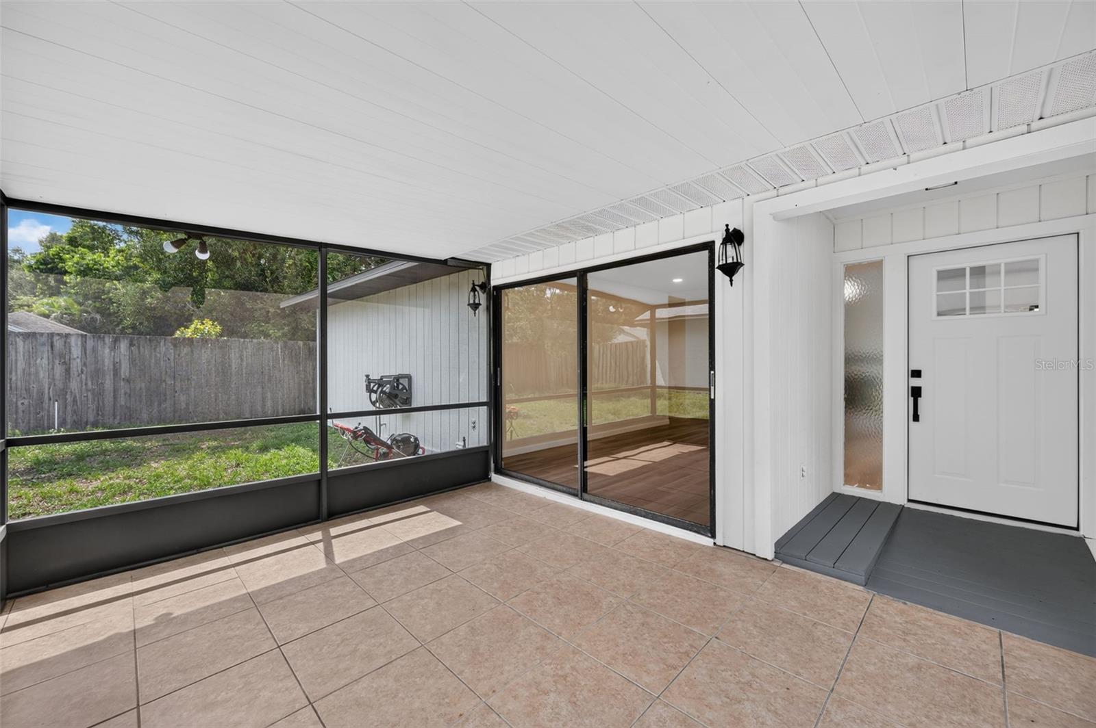 647 BONNIE BLVD — photo 38